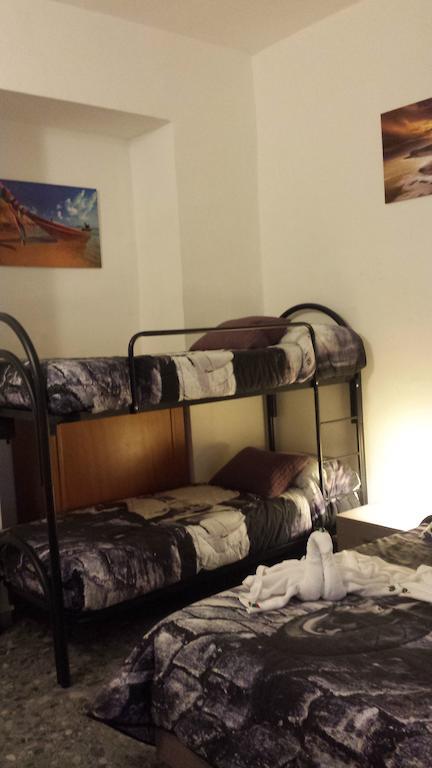 Aloha Rome 2 Hotel Szoba fotó