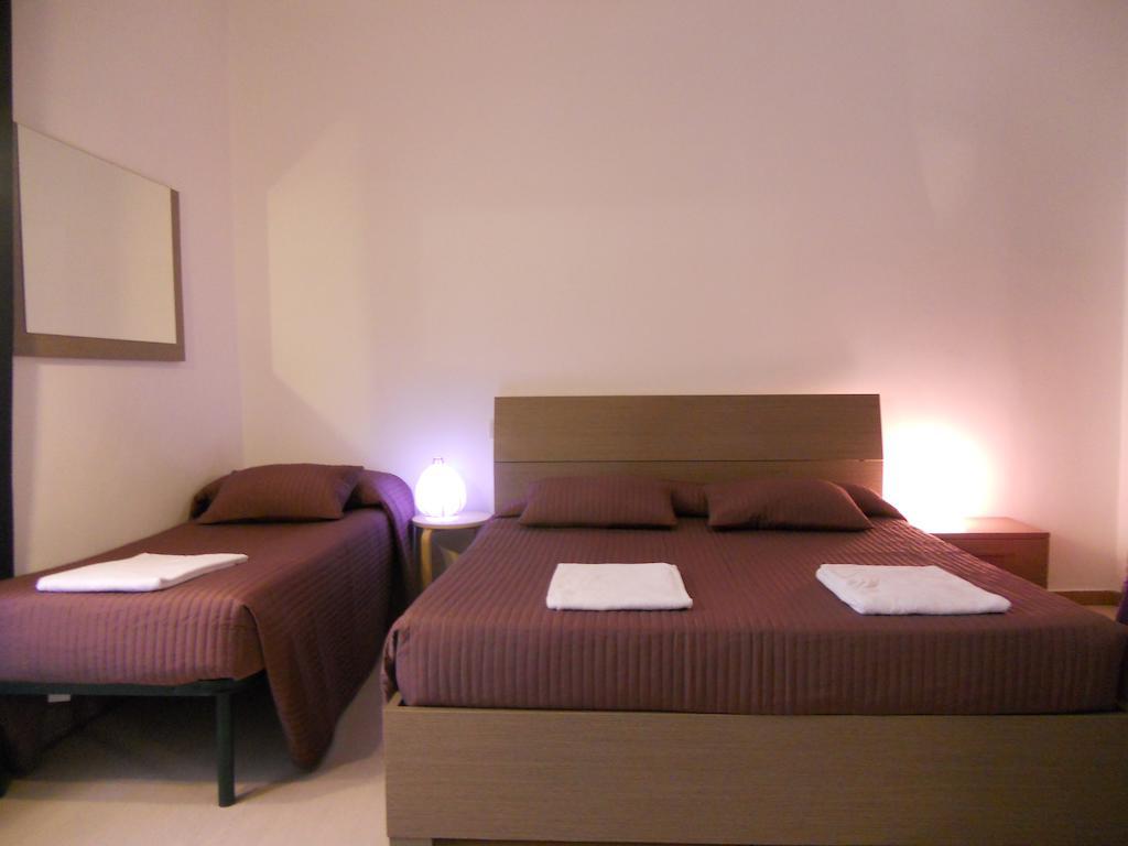 Aloha Rome 2 Hotel Szoba fotó